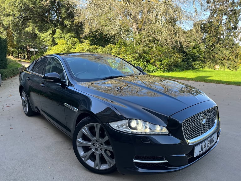 Jaguar XJ Portfolio, 3.0 Diesel V6, 275bhp, huge spec, luxury saloon with 12 months MOT, private reg