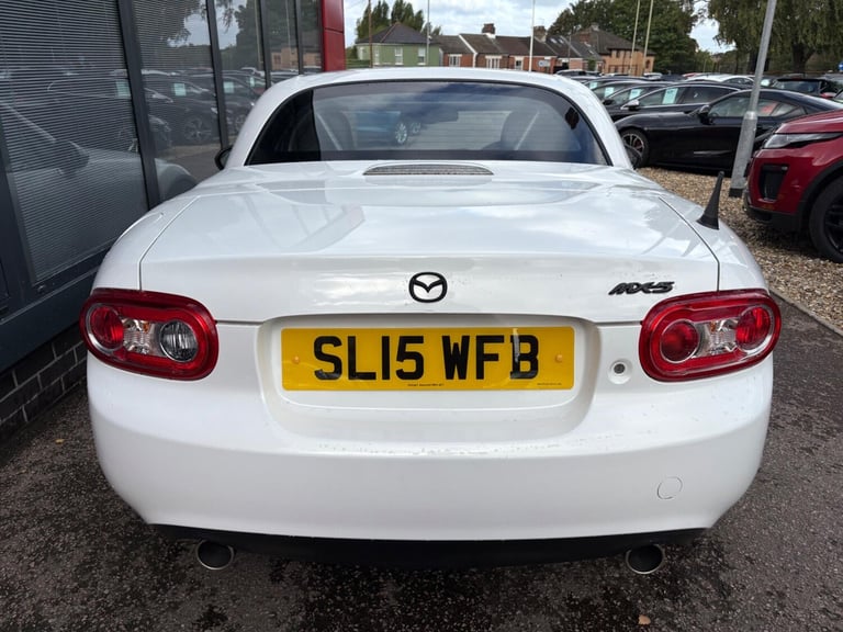 2015 Mazda MX-5 2.0i Sport Tech Roadster Euro 5 2dr CONVERTIBLE Petrol Manual