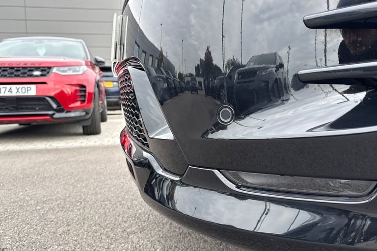 2024 Land Rover Discovery Sport 2.0 D200 Dynamic HSE 5dr SUV DIESEL Automatic