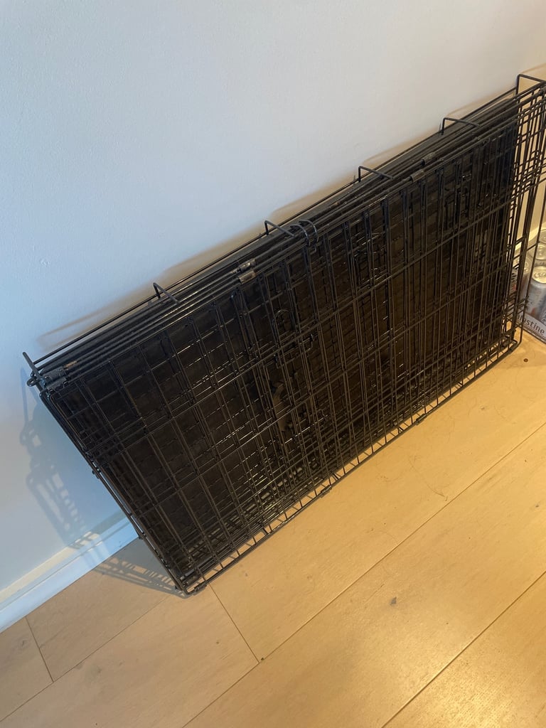 Sturdy foldable metal two door dog crate L