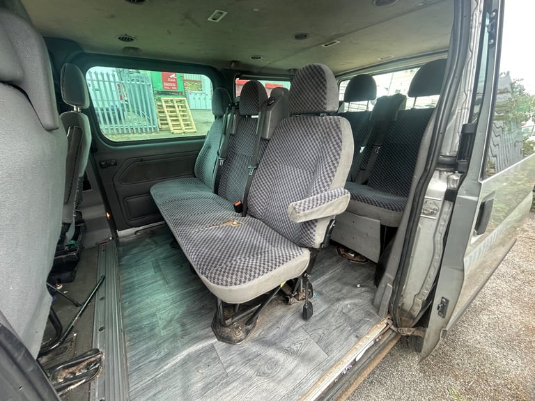 TRANSIT TOURNEO 9 SEATS MINIBUS