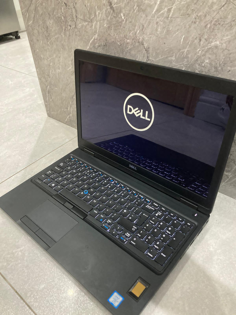 "Dell Latitude 5580: i7 Quad, Touchscreen, Latest Windows - Warranty!"