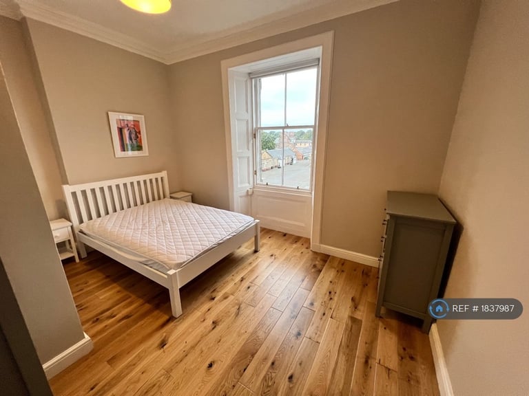 1 bedroom flat in Henderson Row, Edinburgh, EH3 (1 bed) (#1837987)
