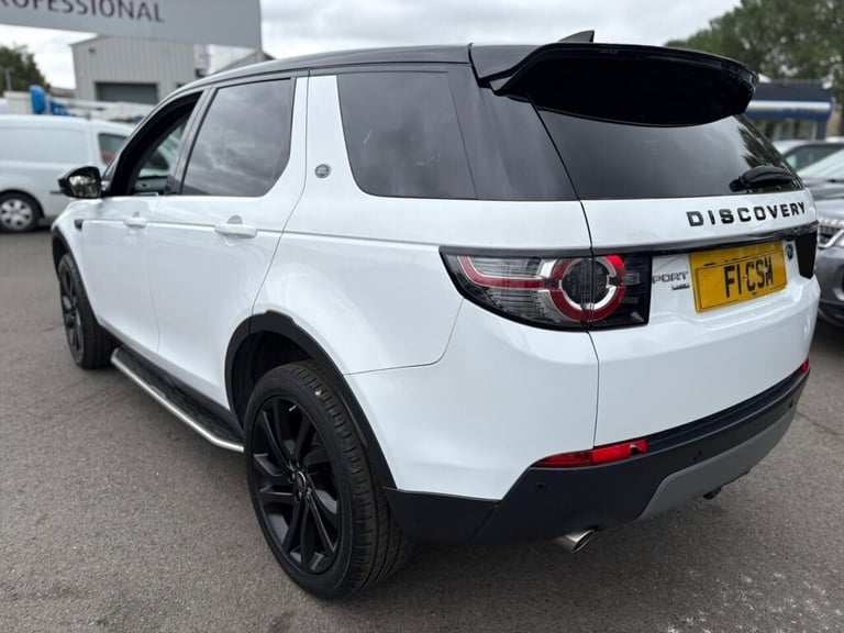 2017 Land Rover Discovery Sport 2.0 TD4 HSE Black SUV 5dr Diesel Auto 4WD Euro 6 (s/s) (180 ps) E...