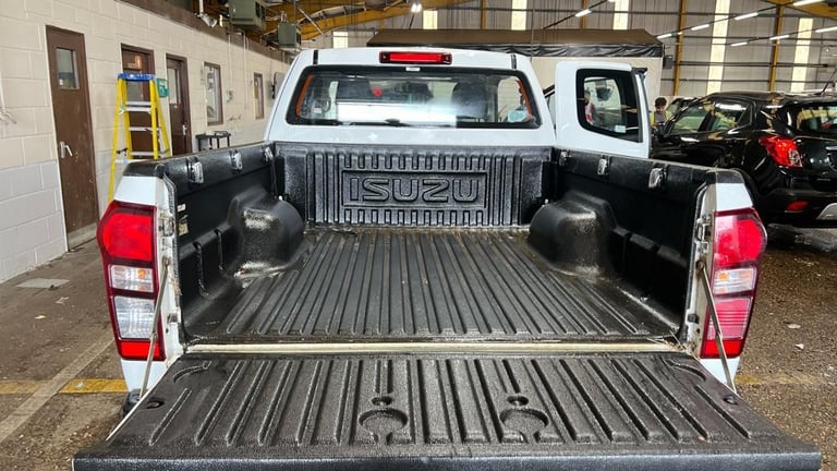 Isuzu D-Max TD 164 UTILITY 4WD EXTENDED CAB