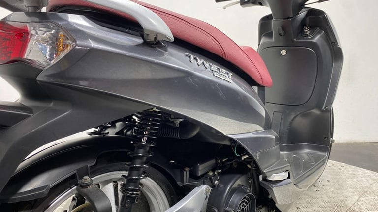 Peugeot Tweet VE 2015 LONG MOT SERVICED ONLY 1K 125CC SCOOTER