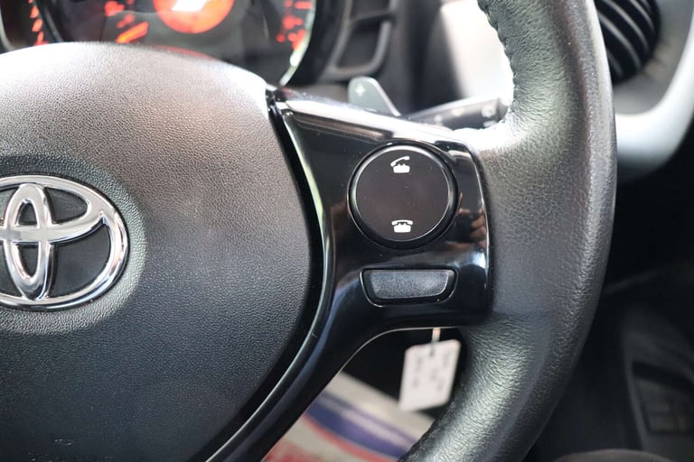 2016 Toyota AYGO 1.0 Aygo X-Play VVT-i CVT 5dr Hatchback Petrol Automatic