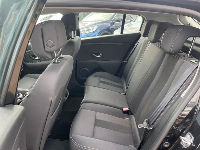 2011 RENAULT MEGANE 1.9 dCi Dynamique TomTom Black - DIESEL - 5 DOOR - PX SWAP