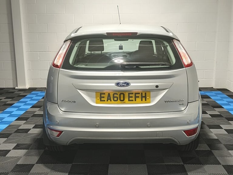 2010 Ford Focus 1.6 Titanium 5dr Auto HATCHBACK PETROL Automatic