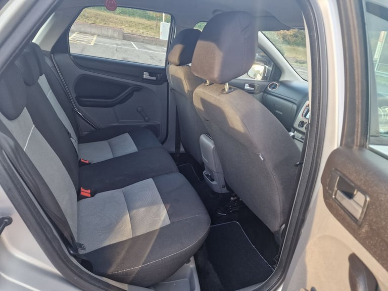 Ford, FOCUS, Hatchback, 2010, Manual, 1596 (cc), 5 doors