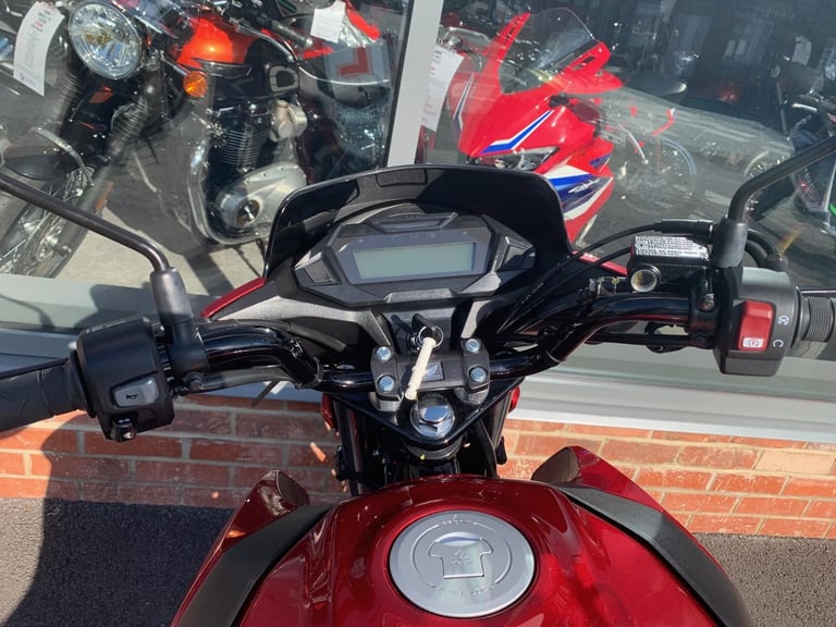Honda CBF 125 - ONE OWNER - 848 MILES - 2 YEAR WARRANTY