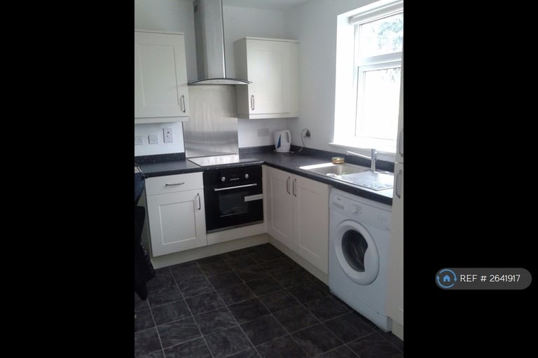 2 bedroom house in Edensor Road, Sheffield, S5 (2 bed) (#2641917)
