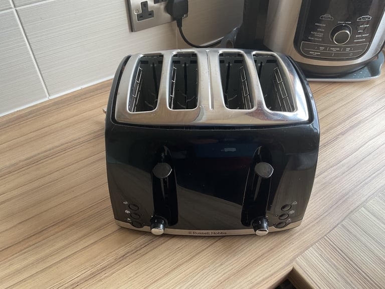 Russell hobs toaster 