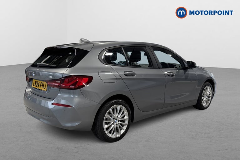 2024 BMW 1 Series 118i [136] SE 5dr Step Auto [Live Cockpit Pro] HATCHBACK PETROL Automatic