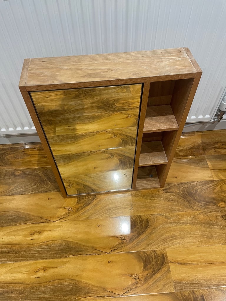 Bathroom wall unit
