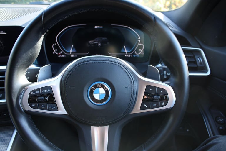 2021 BMW 3 Series 2.0 330e 12kWh M Sport Touring Auto Euro 6 (s/s) 5dr ESTATE Petrol/Electric Hyb...