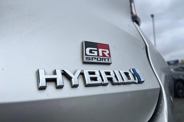 2021 Toyota Corolla 2.0 VVT-i Hybrid GR Sport 5dr CVT ESTATE PETROL/ELECTRIC Automatic