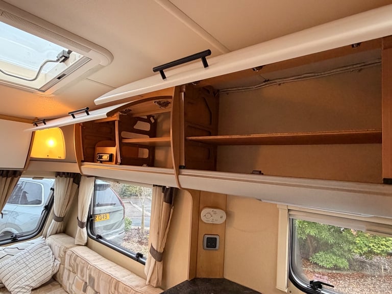 Stirling Europa 540 6 Berth