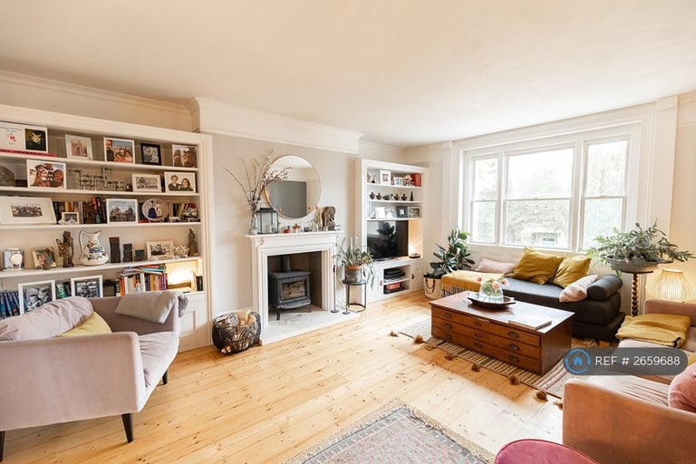 image for 4 bedroom flat in Sandrock Road, Tunbridge Wells, TN2 (4 bed) (#2659688)