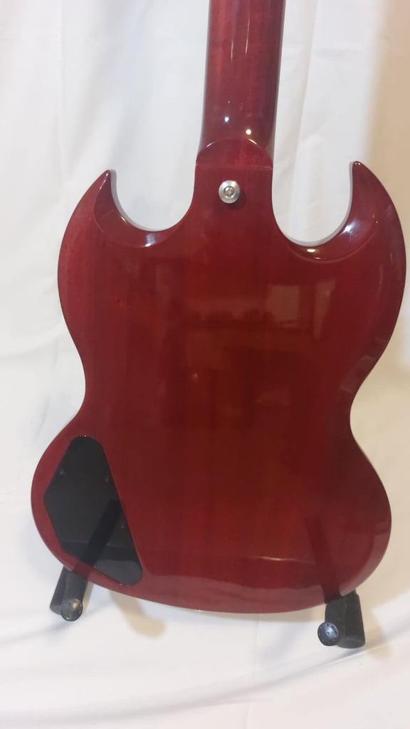Gibson SG Standard, Heritage Cherry Finish + Soft Shell Case + New Gibson Leather Strap