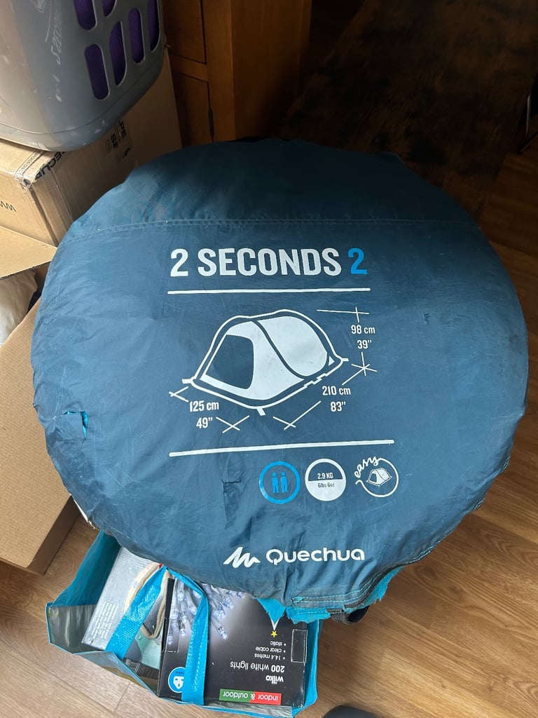 image for quechua 2 man pop up tent 