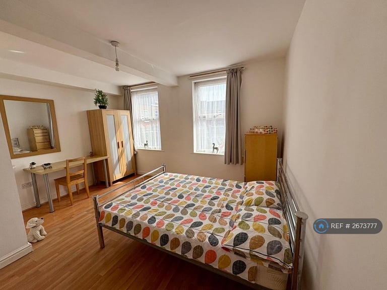 5 bedroom house in Chilwell Street, Nottingham, NG7 (5 bed) (#2673777)