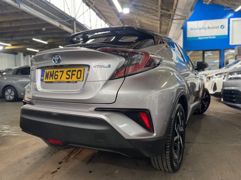 2018 Toyota C-HR 1.8 VVT-h Dynamic SUV 5dr Petrol Hybrid CVT Euro 6 (s/s) (122 ps) HATCHBACK Petr...