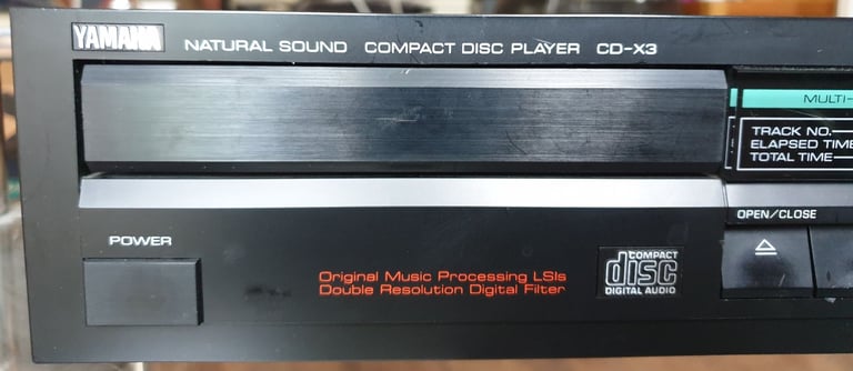 Yamaha Natural sound CD-X3 CD PLAYER. Spares or repair