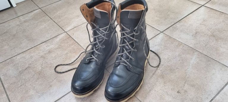 Triumph Stoke Black Motorcycle Boots