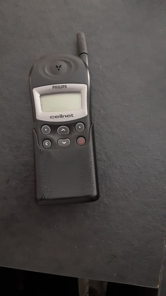 Retro mobiles