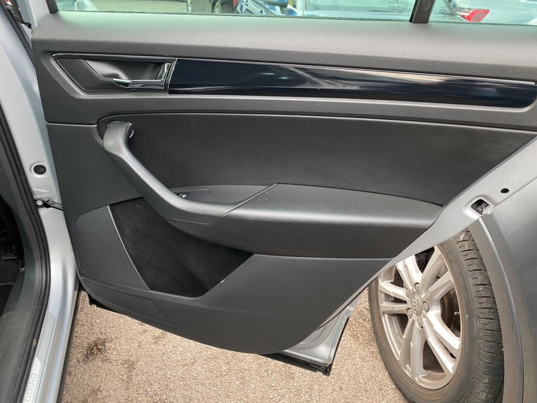 2018 Skoda Kodiaq 1.4 TSI ACT Edition DSG 4WD Euro 6 (s/s) 5dr (7 Seat) ESTATE Petrol Automatic