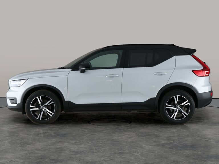 2021 Volvo XC40 2.0 B4P R DESIGN 5dr Auto ESTATE PETROL Automatic
