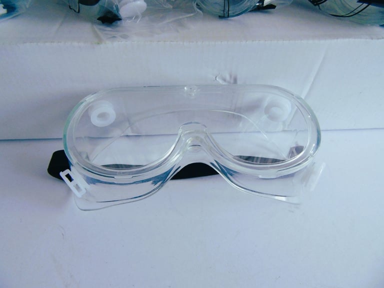 Saftey Goggles  FDA Top Quaility EN166  Z87.1 Spec 5 x boxes 15 in box total 75 pairs