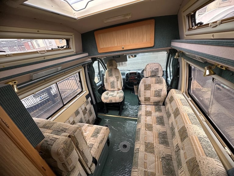 Auto-Sleepers Symbol 2 berth compact DIESEL MANUAL 2004/04