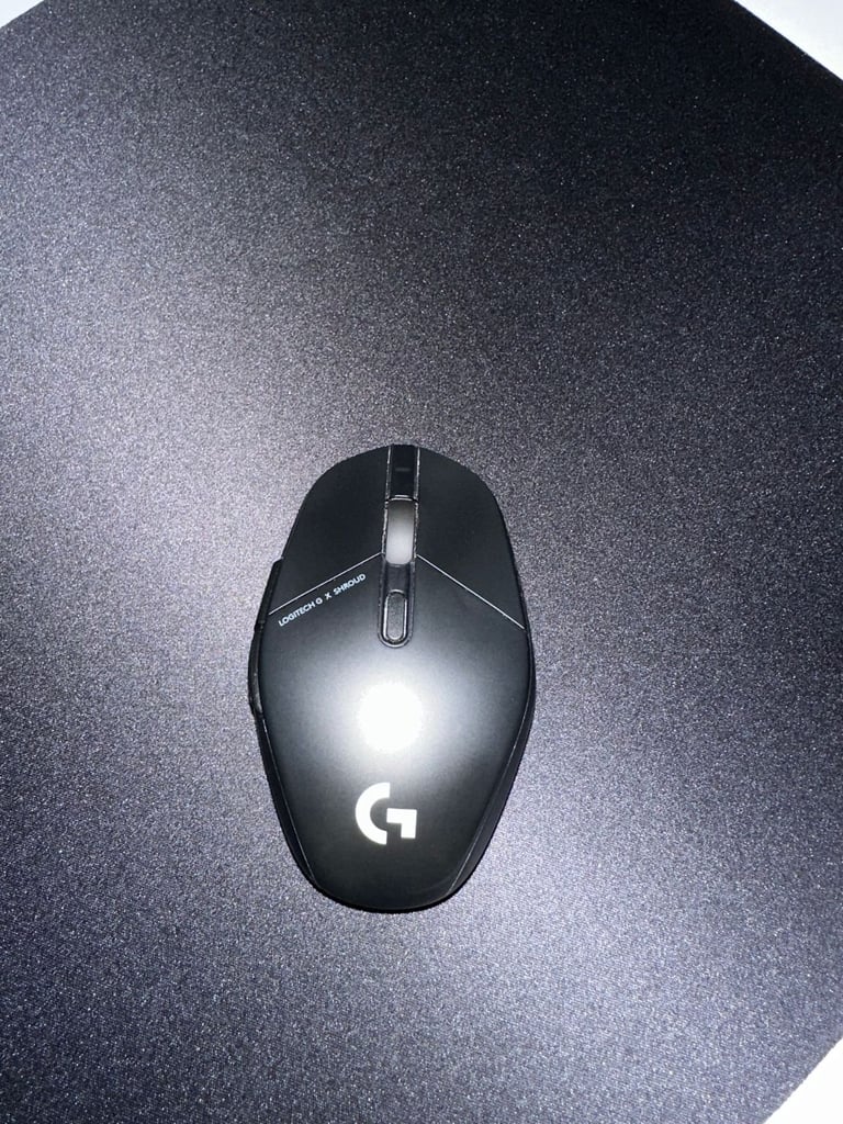 Logitech G303 Shroud Edition Wireless