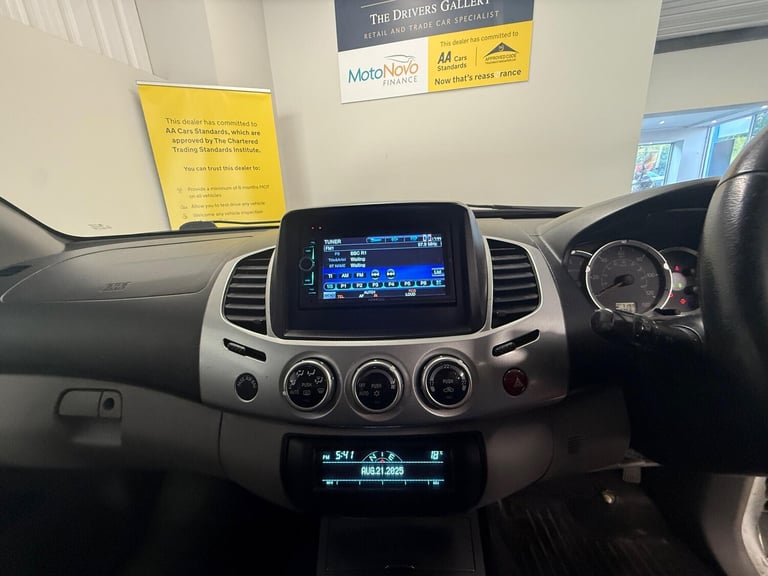 2012 Mitsubishi L200 2.5 DI-D Barbarian Black 4WD Euro 5 4dr (LB) PICK UP Diesel Manual