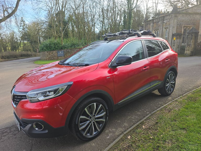 Renault, KADJAR, Hatchback, 2015, Manual, 1598 (cc), 5 doors