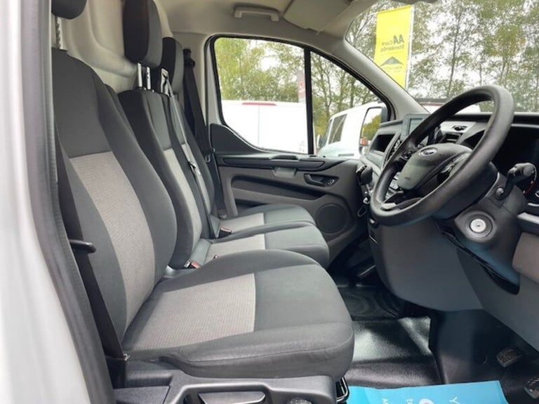 2023 Ford Transit Custom 300 EcoBlue Leader Panel Van Diesel Manual