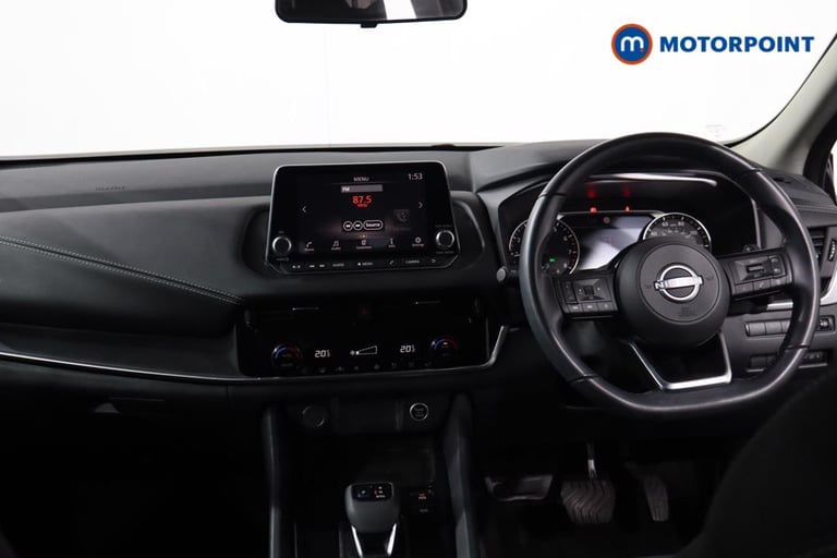2022 Nissan Qashqai 1.3 DiG-T MH 158 Acenta Premium 5dr Xtronic SUV Petrol Automatic