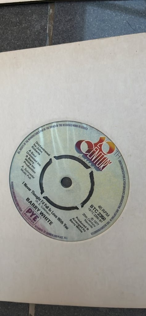 Vinyls x12 singles (45) 