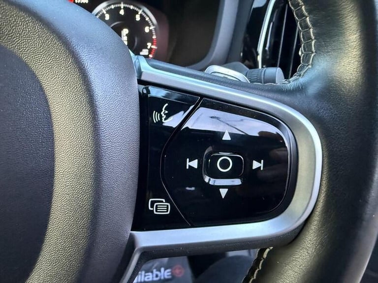 VOLVO S60 2.0 T5 R-Design Edition Auto Euro 6 (s/s) 4dr 2019