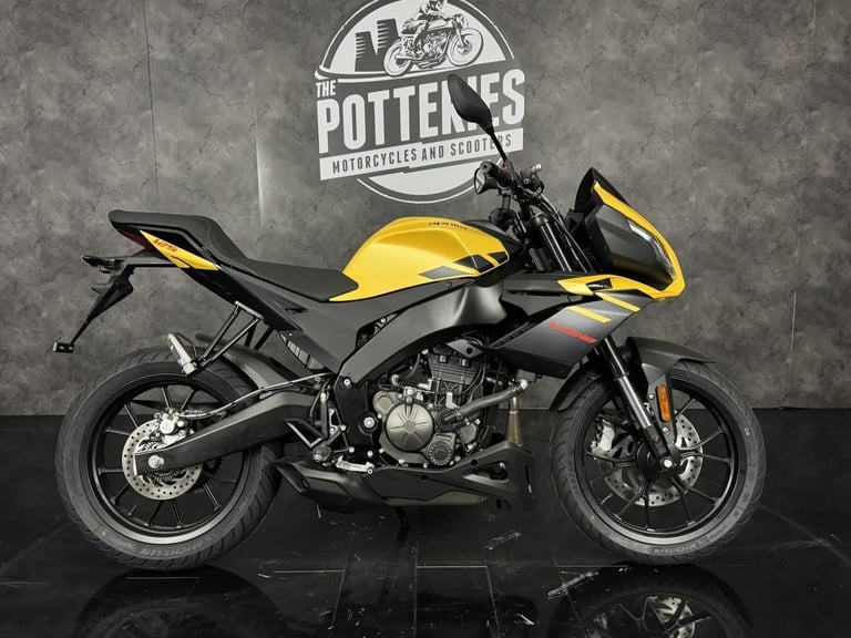 Aprilia Tuono 125 2025 Viper Yellow