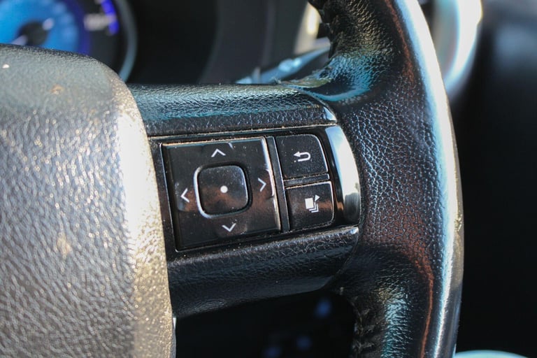 2018 Toyota Hilux 2.4 D-4D Invincible 4WD Euro 6 (s/s) 4dr (TSS, 3.5t) PICK UP Diesel Manual
