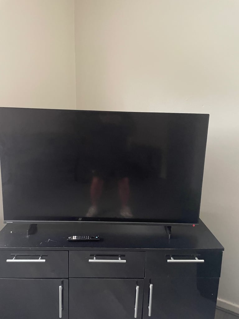 image for 42imch smart tv