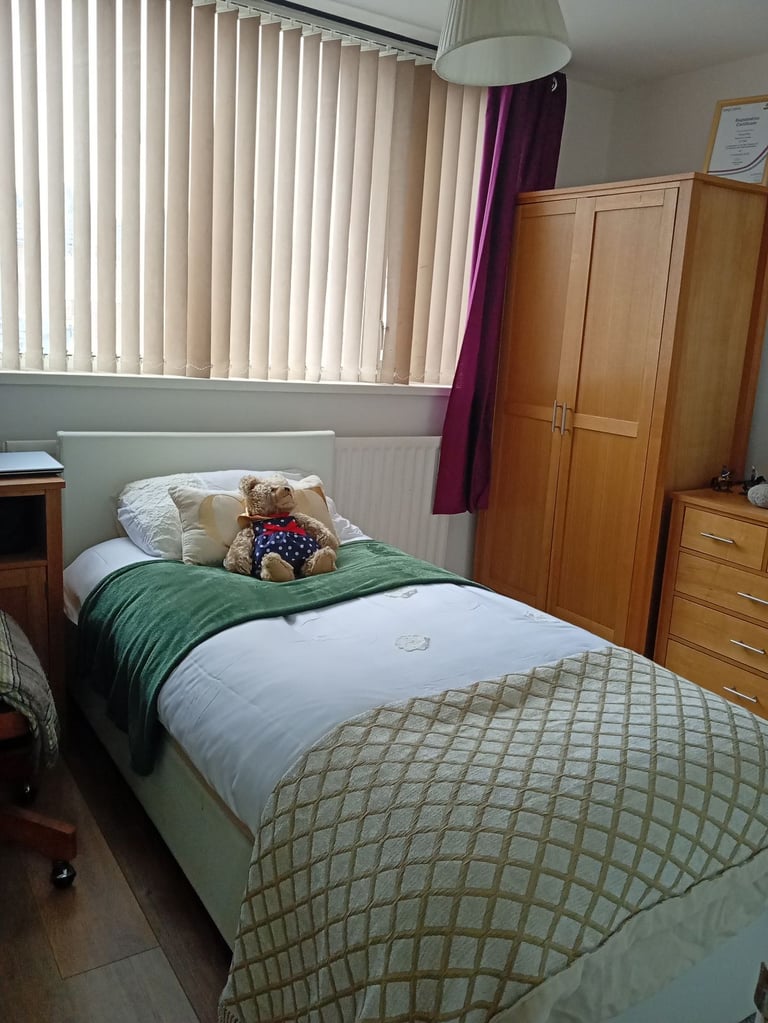 Modern first time buyer terraced 3 bed cottage in lovely town Houghton-le-Spring 