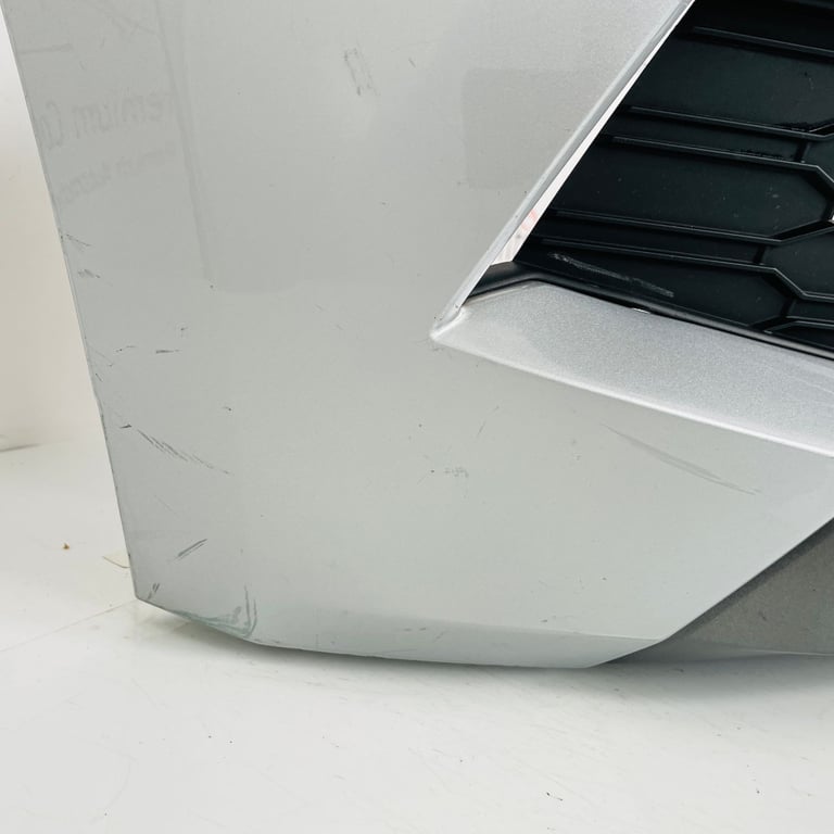 Skoda Kamiq Front Bumper Genuine Silver With Lower Trim 2019 - 2023 [aj86]