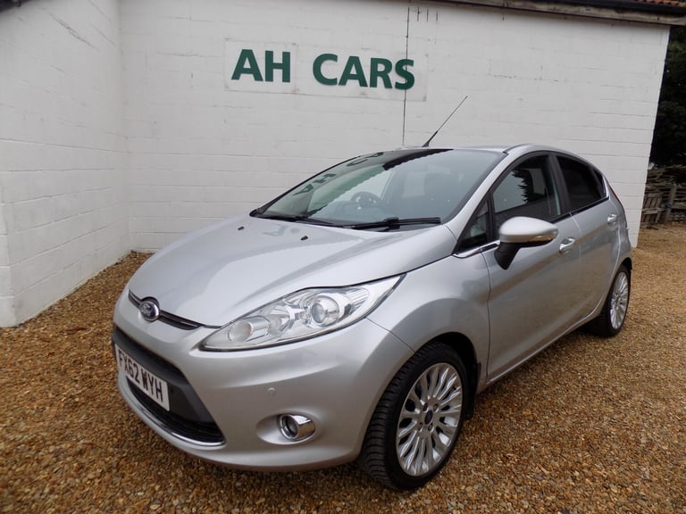 2012 Ford Fiesta 1.6 Titanium 5dr HATCHBACK Petrol Manual