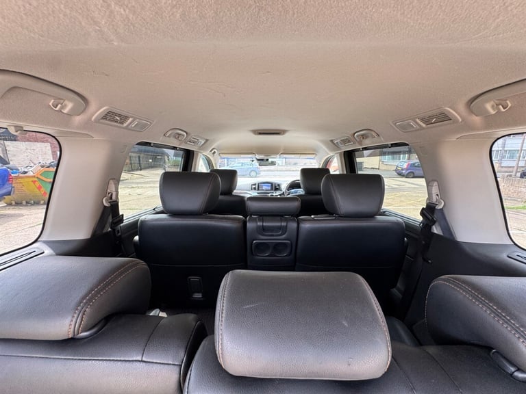 2019 Nissan Elgrand NISSAN ELGRAND HIGHWAYSTAR S 2.5L PETROL 8 SEATER 4WD AUTO, ULEZ, 69-19, FR M...