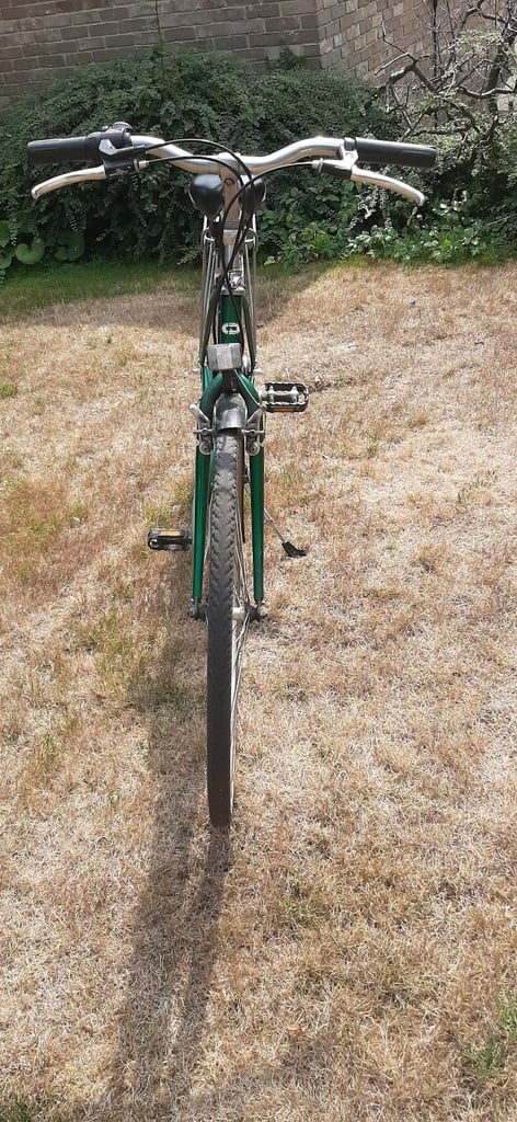 Mans hybrid bike