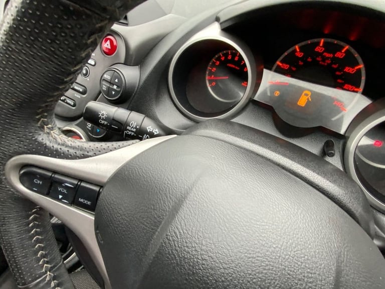 2014 Honda Jazz 1.4 i-VTEC Si 5dr HATCHBACK PETROL Manual